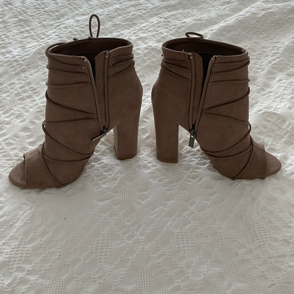Tan peep toe booties - Picture 2 of 5